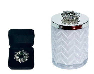 COTE NOIRE - HERRINGBONE CANDLE WITH SCARF - WHITE & SILVER - FLOWER LID - HCS06